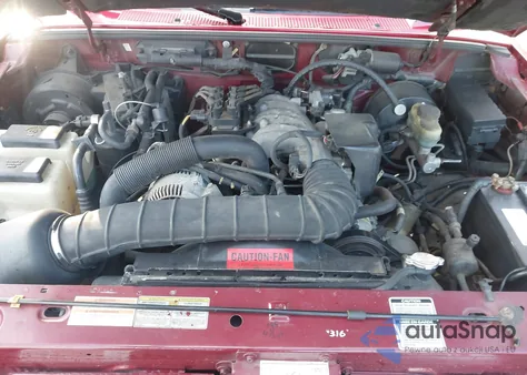 1996 Ford Ranger z USA, uszkodzony, nr VIN 1FTCR10U9TUB61407